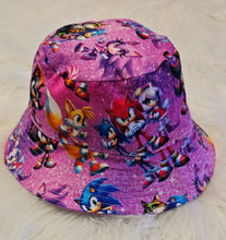 Bucket hat