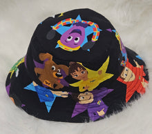 Bucket hat