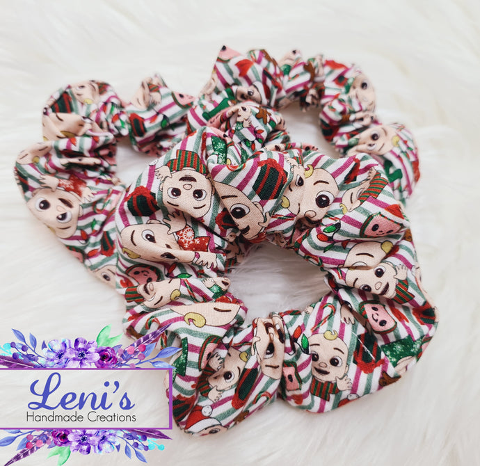 Melon head scrunchie