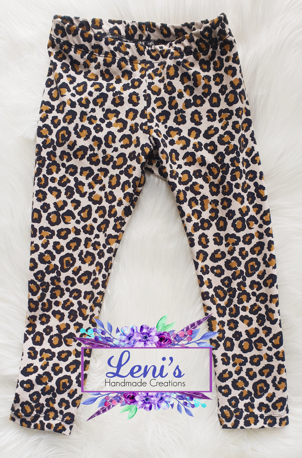 Leopard print leggings